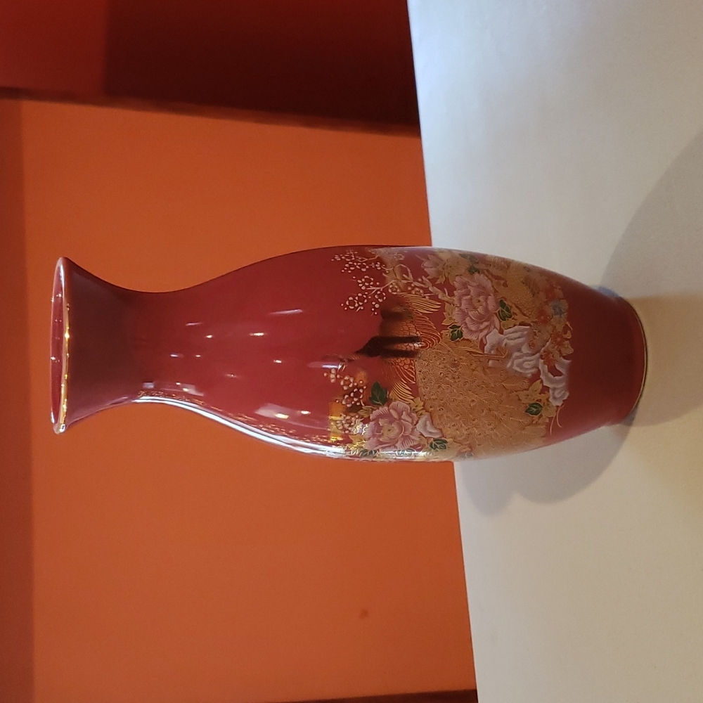 Japan Imperial Red Vase - gold trim